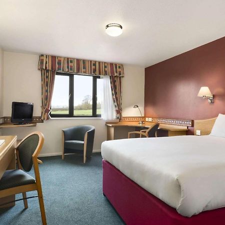Days Inn Michaelwood M5 Falfield Εξωτερικό φωτογραφία