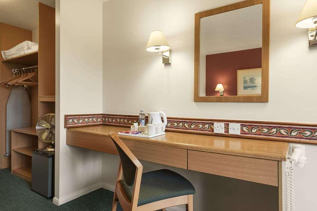 Days Inn Michaelwood M5 Falfield Δωμάτιο φωτογραφία
