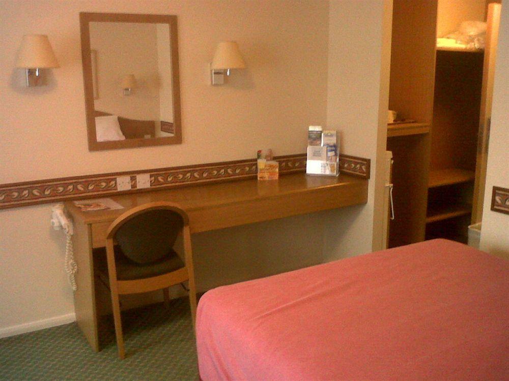 Days Inn Michaelwood M5 Falfield Εξωτερικό φωτογραφία