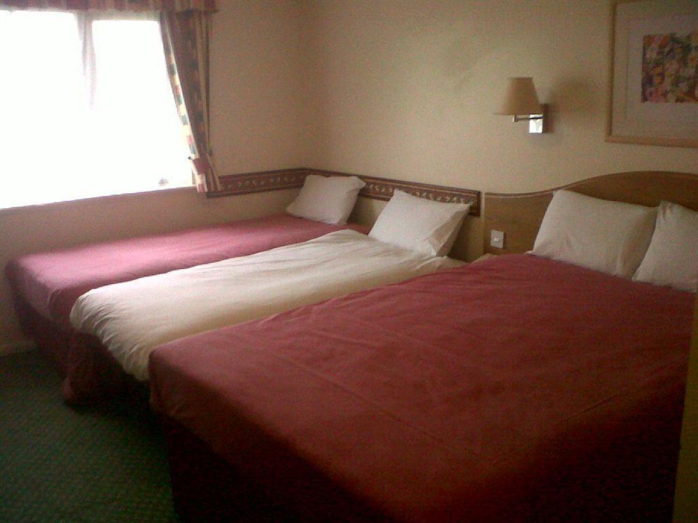 Days Inn Michaelwood M5 Falfield Εξωτερικό φωτογραφία