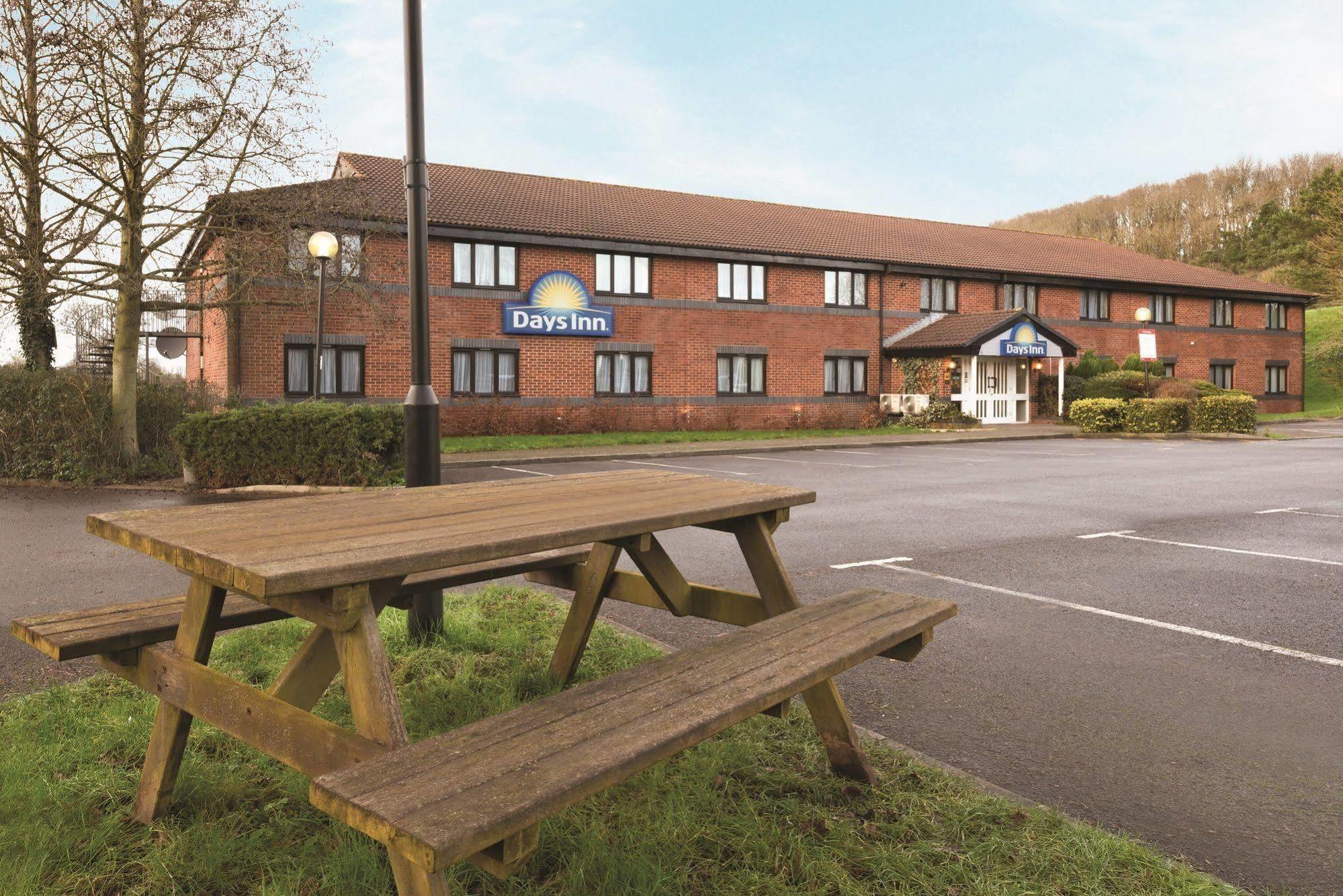 Days Inn Michaelwood M5 Falfield Εξωτερικό φωτογραφία