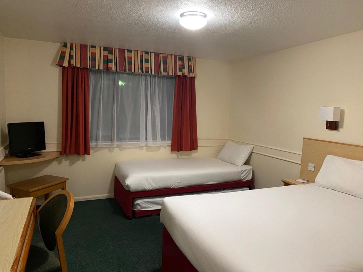 Days Inn Michaelwood M5 Falfield Εξωτερικό φωτογραφία