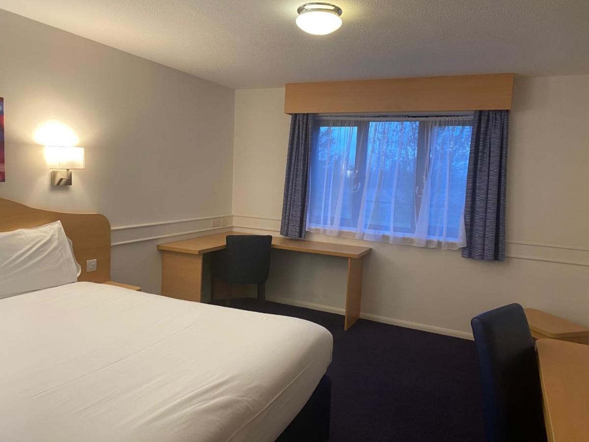Days Inn Michaelwood M5 Falfield Εξωτερικό φωτογραφία